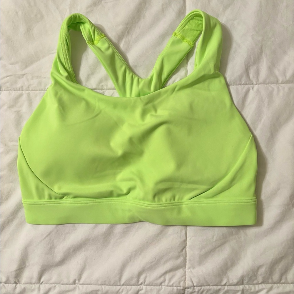 Athleta women’s sports bra, size 4, 32/34 A/B cup